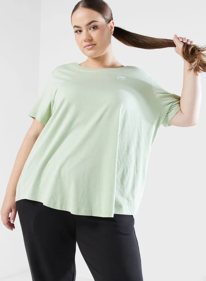 Essential Club T-Shirt