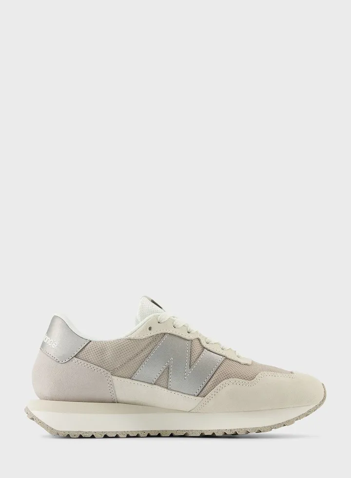 237 Sneakers