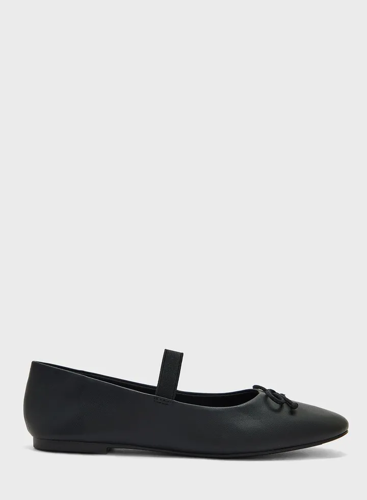 Natalie Flats Moccasins