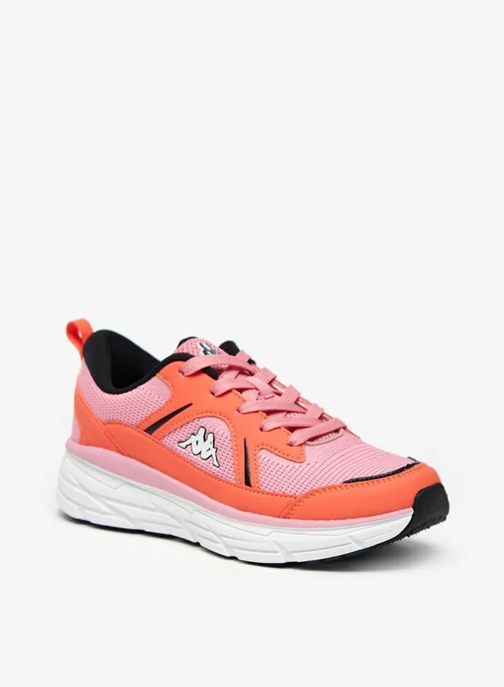 Women Lace Up Sports Shoes