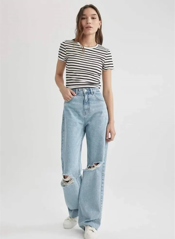 Basic T-Shirt