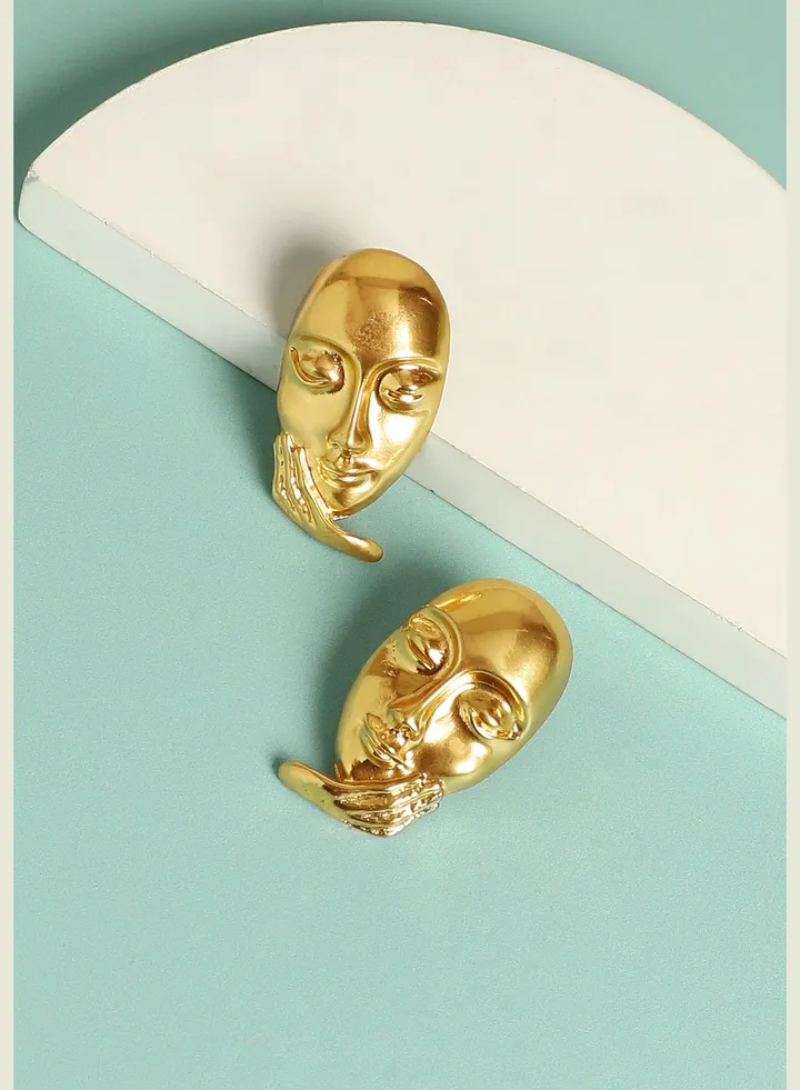 Gold Plated Designer Western Wear Stud For Women