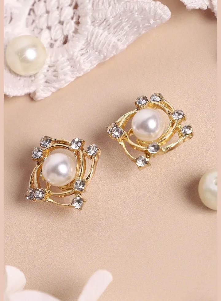 Silver Plated Pearls Casual Stud For Women