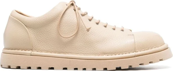Round-Toe Leather Low-Top Sneakers