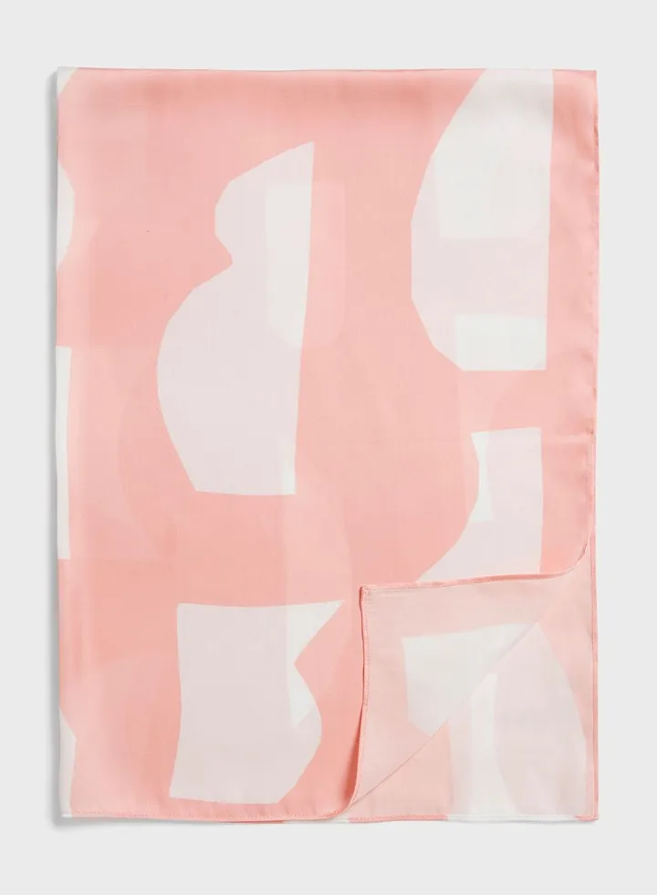 Andrea Scarf