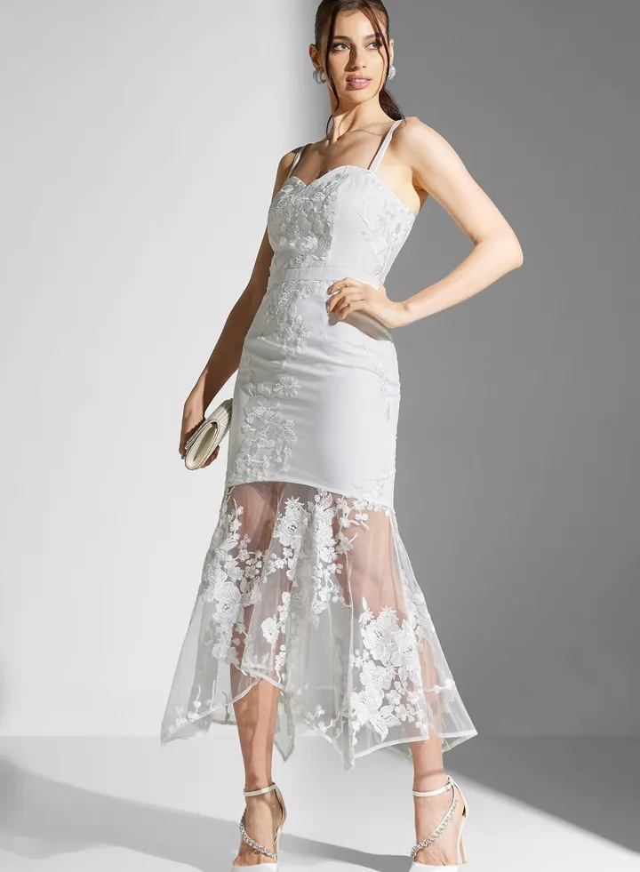 Sweetheart Neck Embroidered Bridal Dress