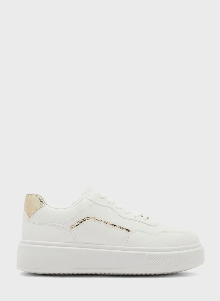 Mariana Low Top Sneakers