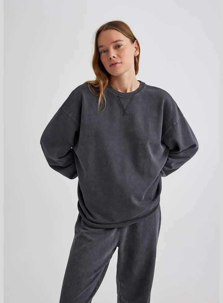 Woman Sweatshirt Long Sleeve