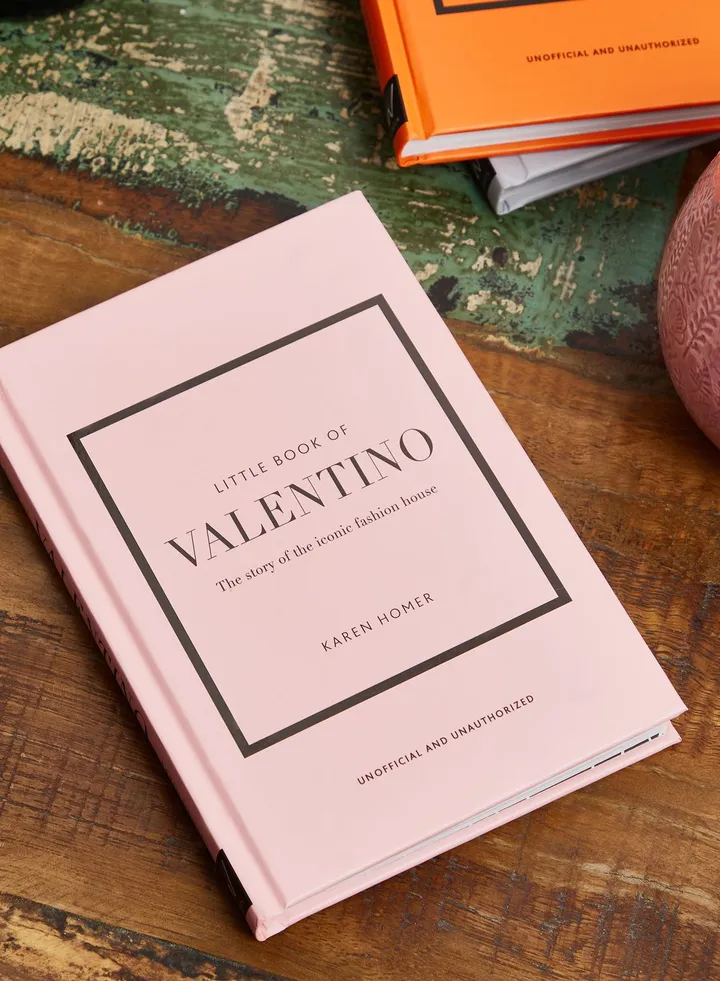 Little Book Of Valentino