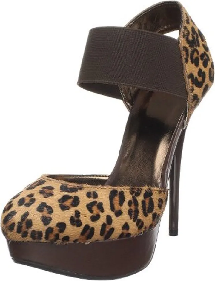 N.Y.L.A. Women's Ringer