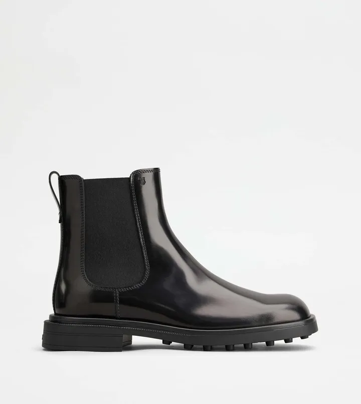 Tod's Chelsea Boots in Leather