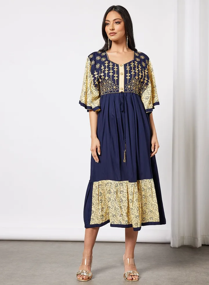Casual Embroidered Diamond Neck Jalabiya For Women