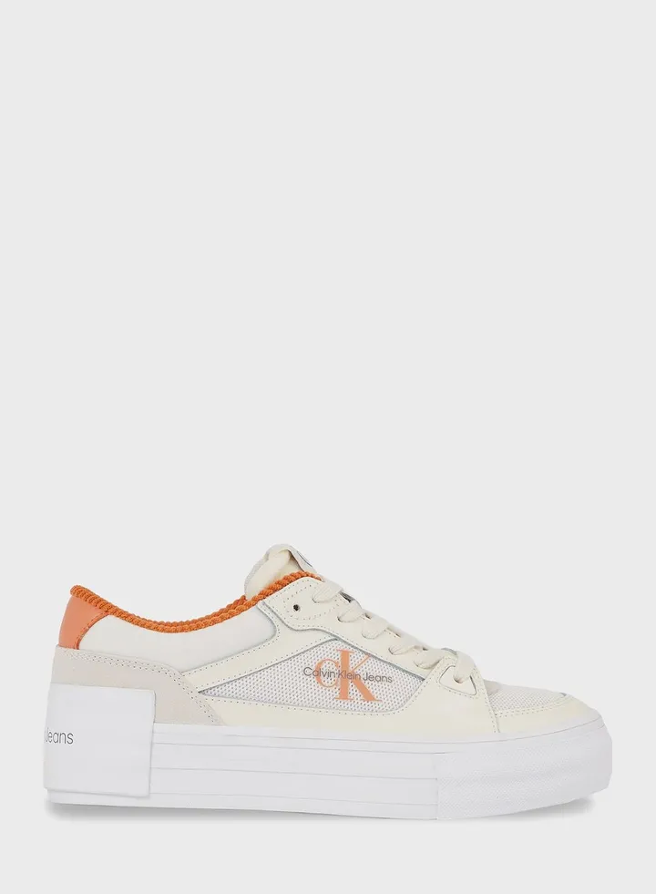 Classic Vulc Low Top Sneakers