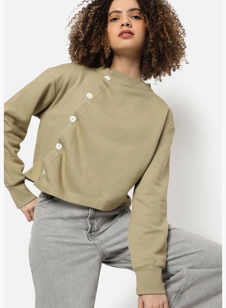Women's Greige Buttoned Regular Fit Sweatshirt For Winter Wear