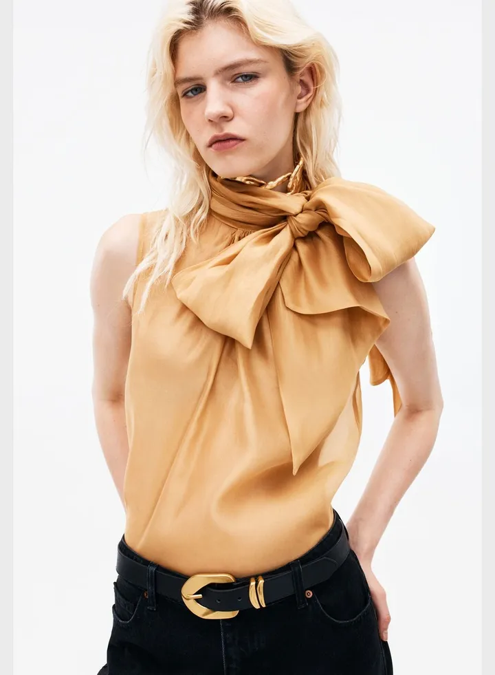 Tie Neck Lace Detail Top
