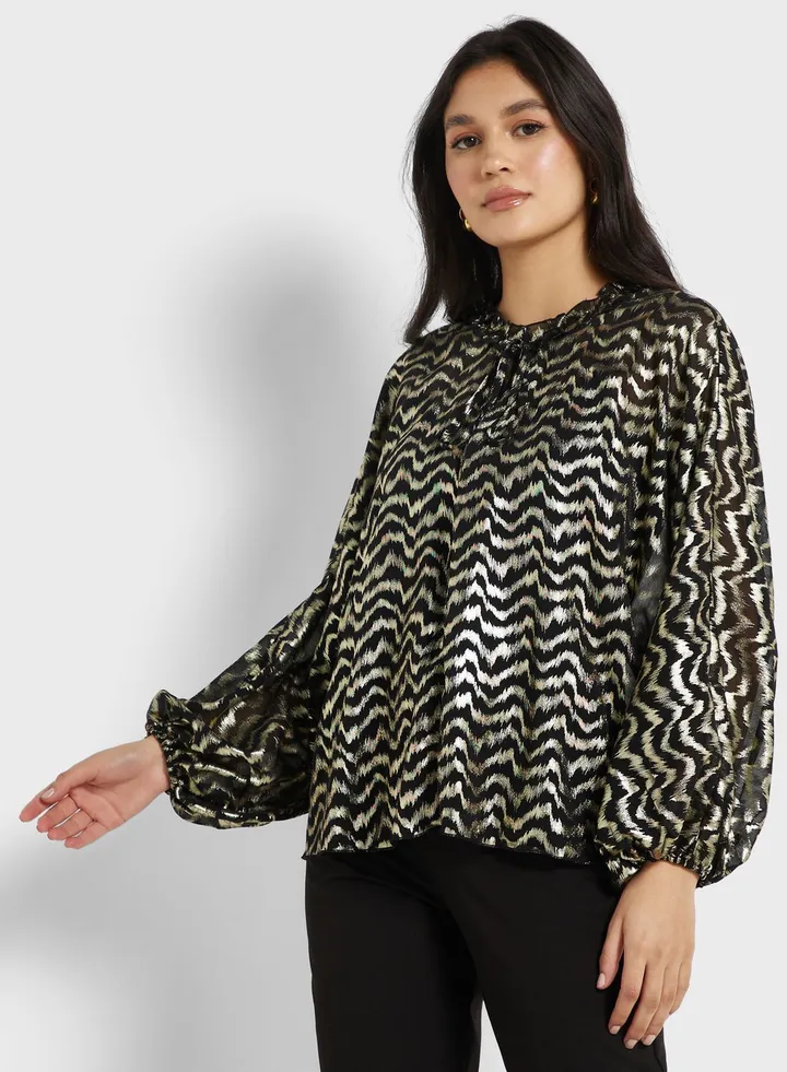 Frill Puff Sleeve Top