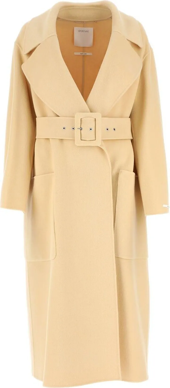 Coat realized in pure wool enriched by adjustable detachable belt at the waist.