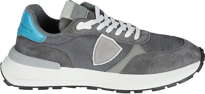 Philippe Model Paris Logo-Patch Low-Top Sneakers