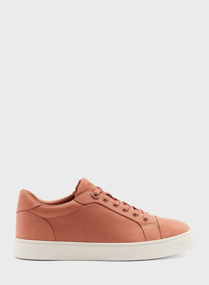 Astila Low Top Sneakers