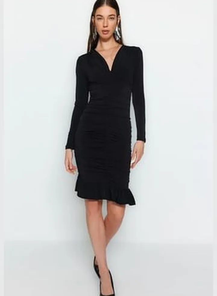 Black Pleated Fitted V-Neck Long Sleeve Mini Stretch Knit Dress TWOAW24EL00218.