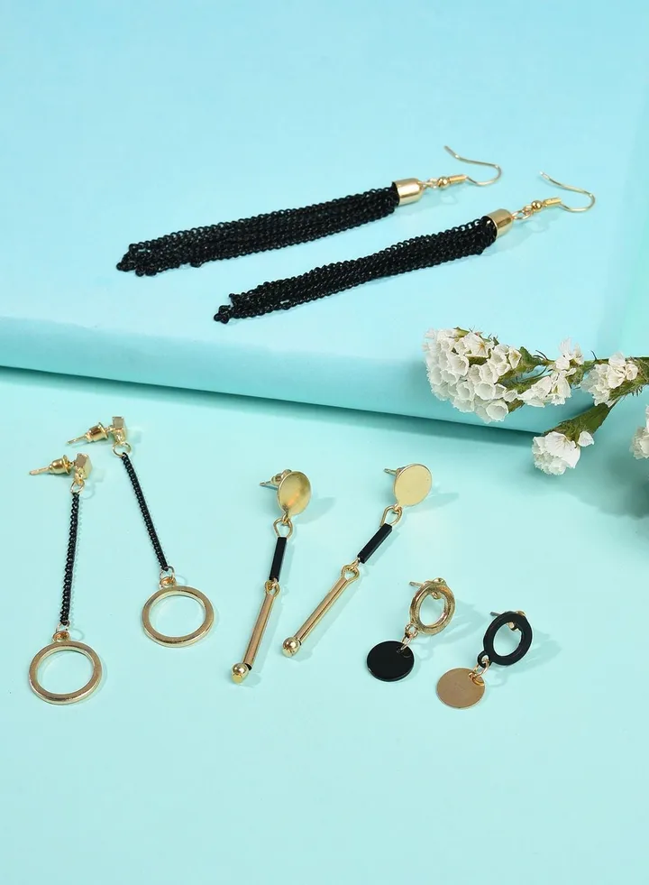Pack of 8 Gold Plated Designer Drop Earring