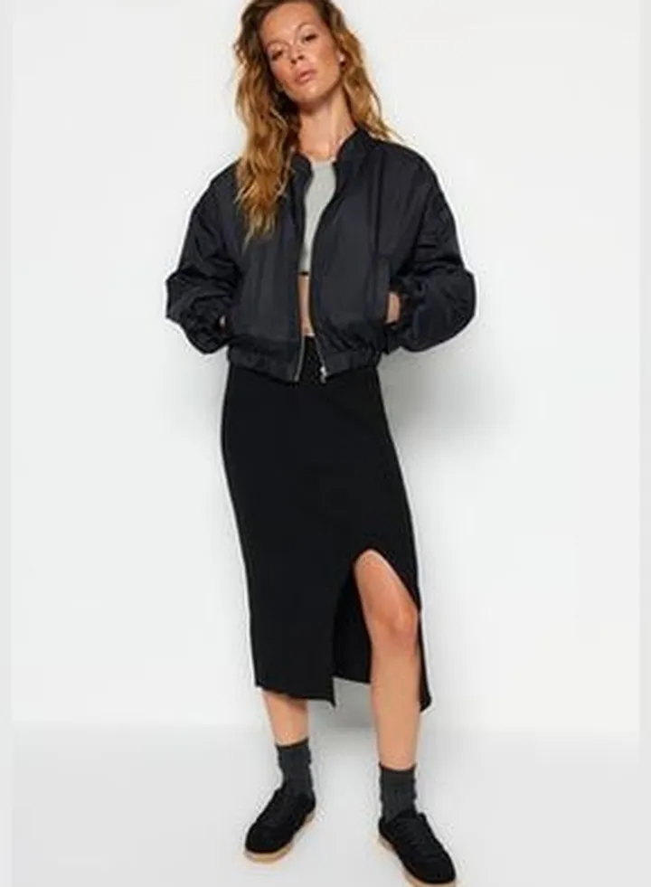 Black Premium Yarn/Special Thread Scalloped Knitwear Skirt TWOAW24ET00001