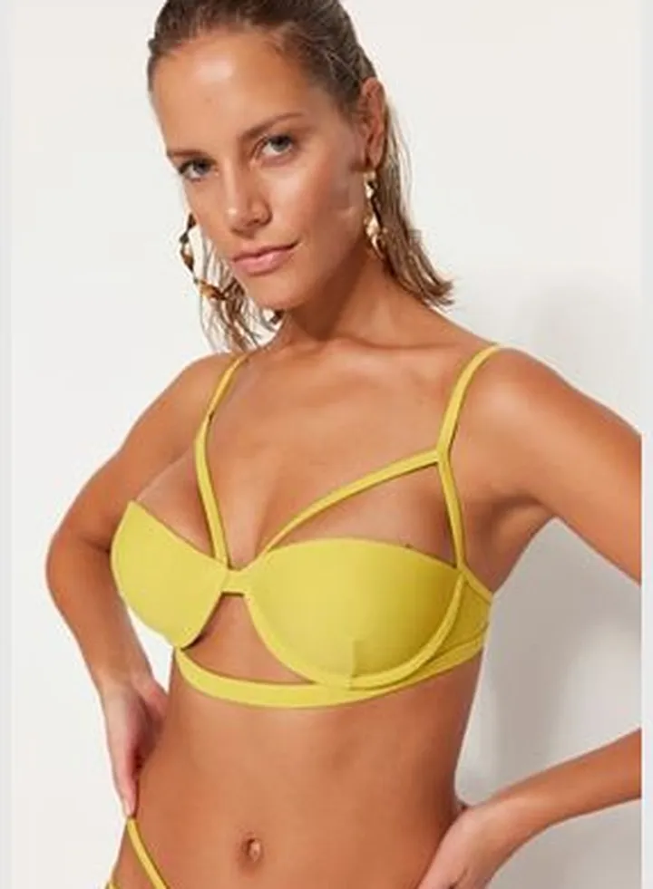 Strappy Underwired Bikini Top