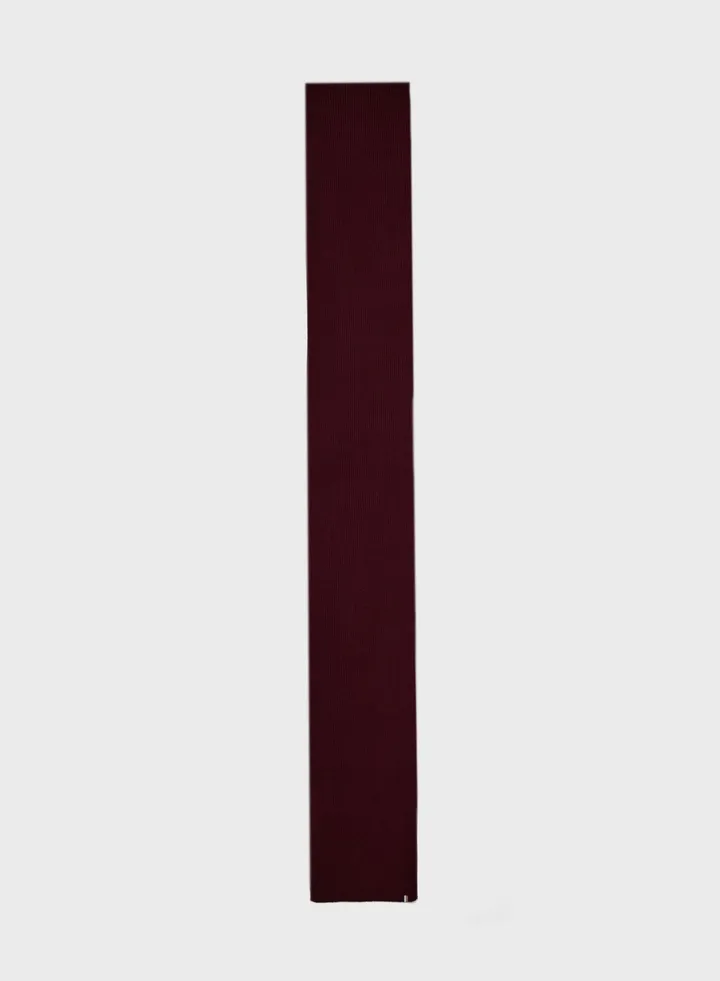 Laura Scarf