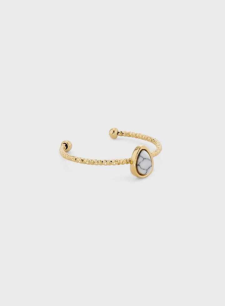 Vesta Teardrop Ring
