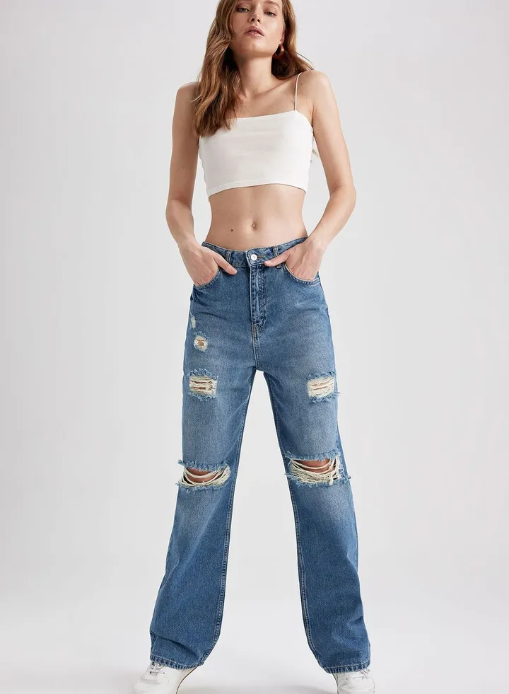High Waist Ripped Jeans