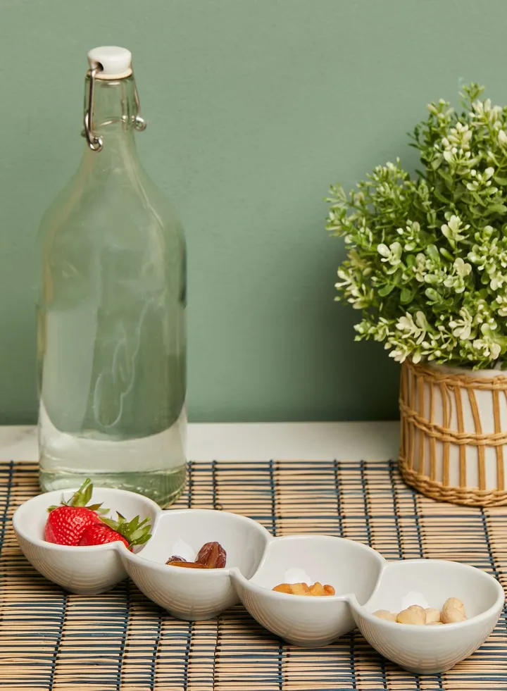 4 Section Snack Dish