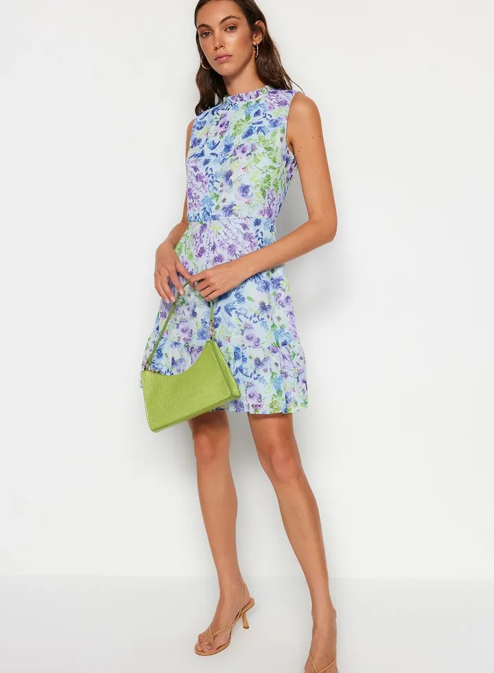 Floral Print Tiered Hem Dress