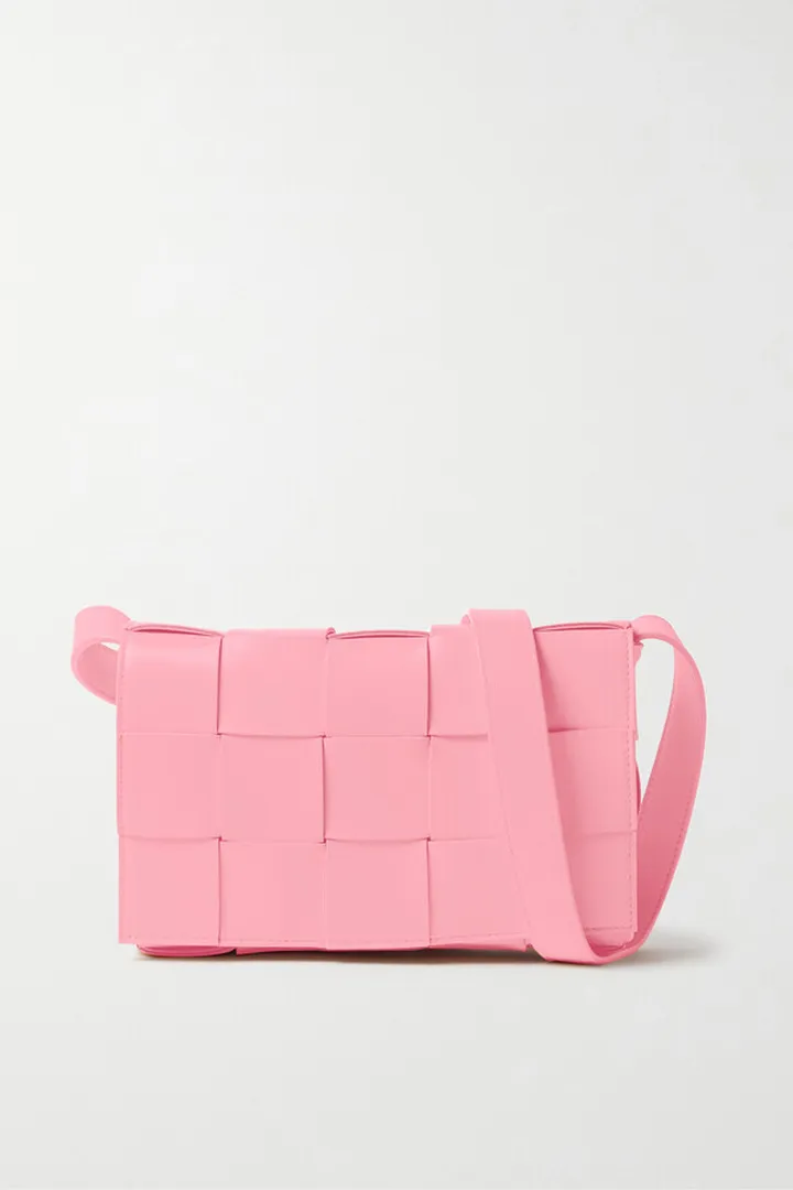 Bottega Veneta - Cassette Intrecciato Leather Shoulder Bag - Pink
