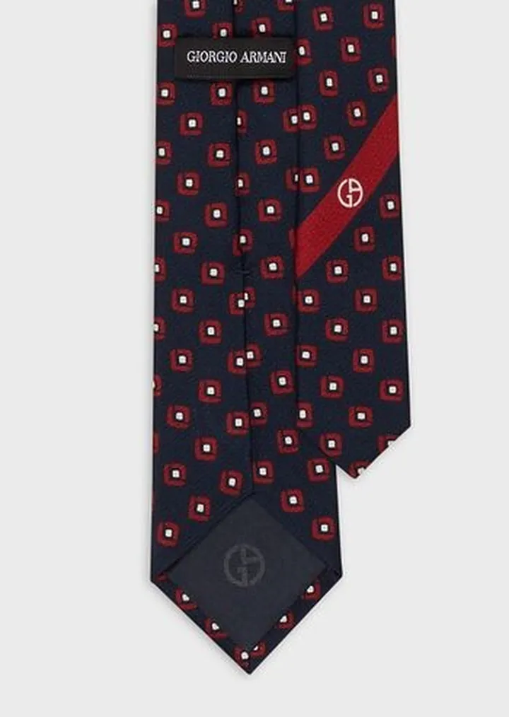 Pure silk jacquard tie