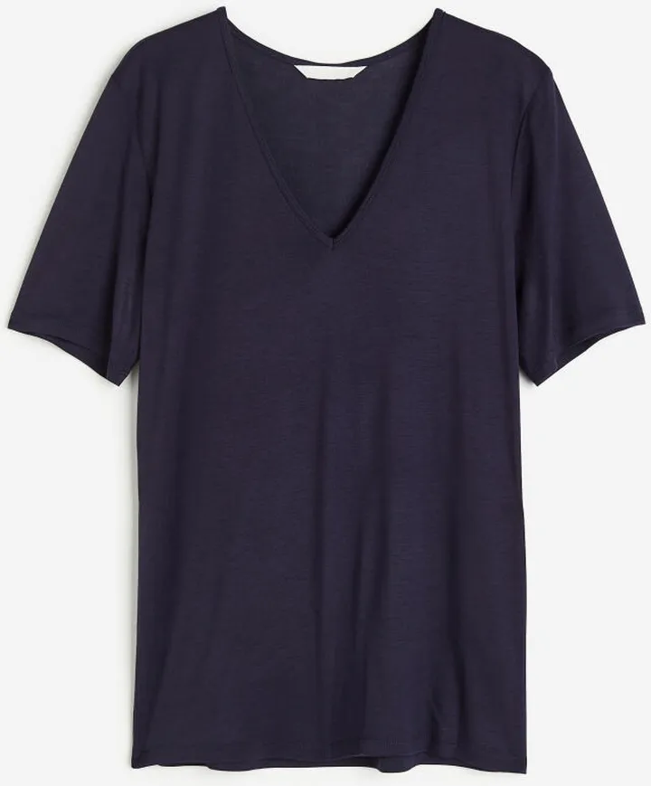 V-neck T-shirt