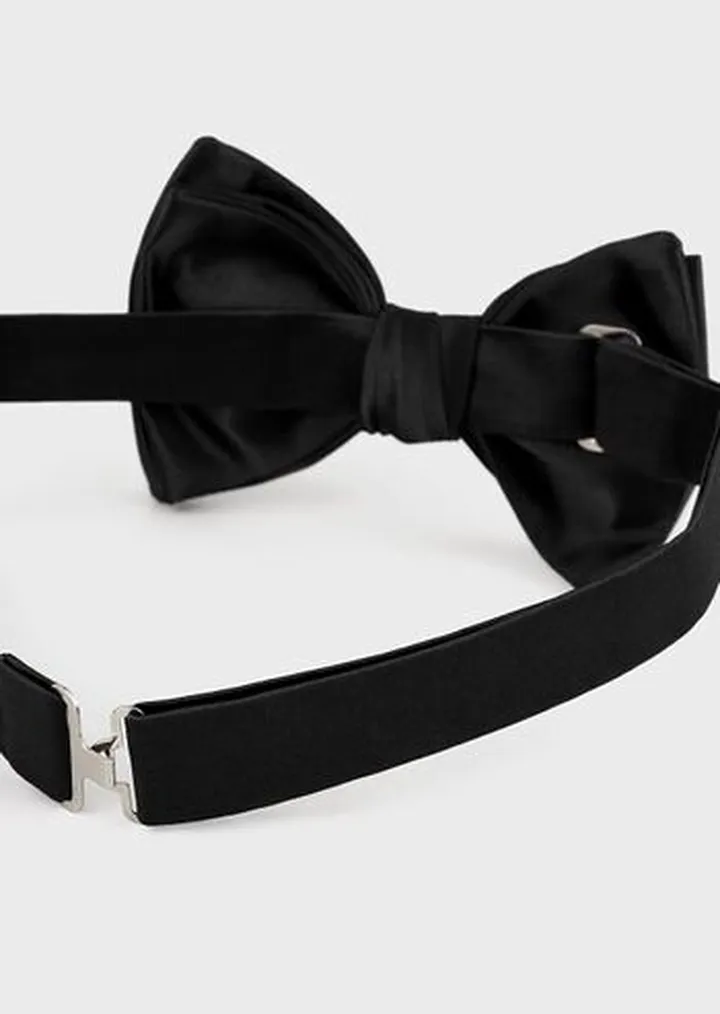Pure silk knotted bow tie