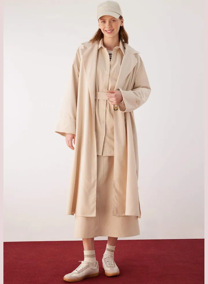 Woman Woven Long Sleeve Tunic