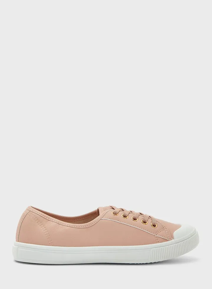 Marsha Laceless Low Top Sneakers