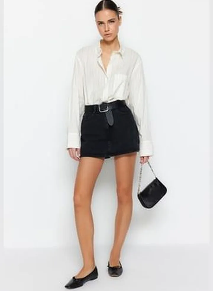 Black Mini Denim Shorts Skirt TWOSS23SR00190