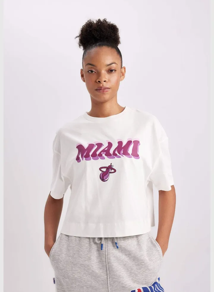 Woman NBA Miami Heat Knitted Short Sleeve T-Shirt
