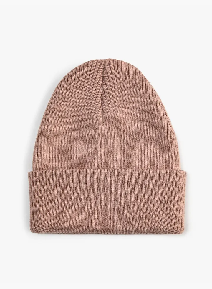 Ribbed Knitted Beanie