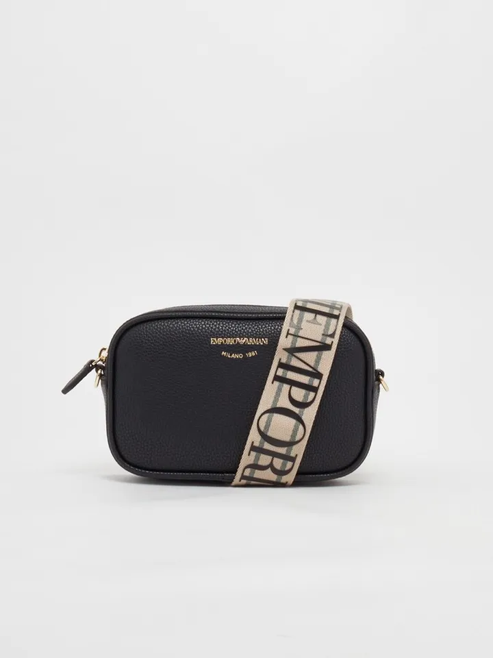 Poliuretano Shoulder Bag