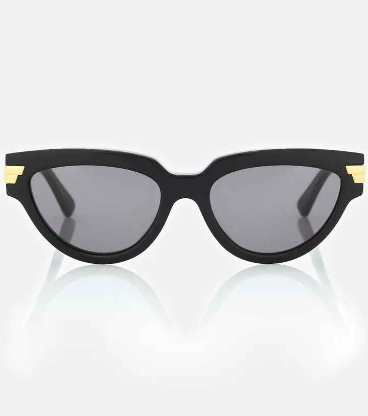 Cat-eye sunglasses