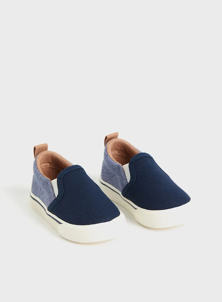 Kids Low Top Slip Ons