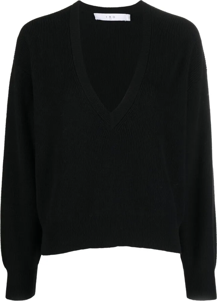 V-neck knitted jumper