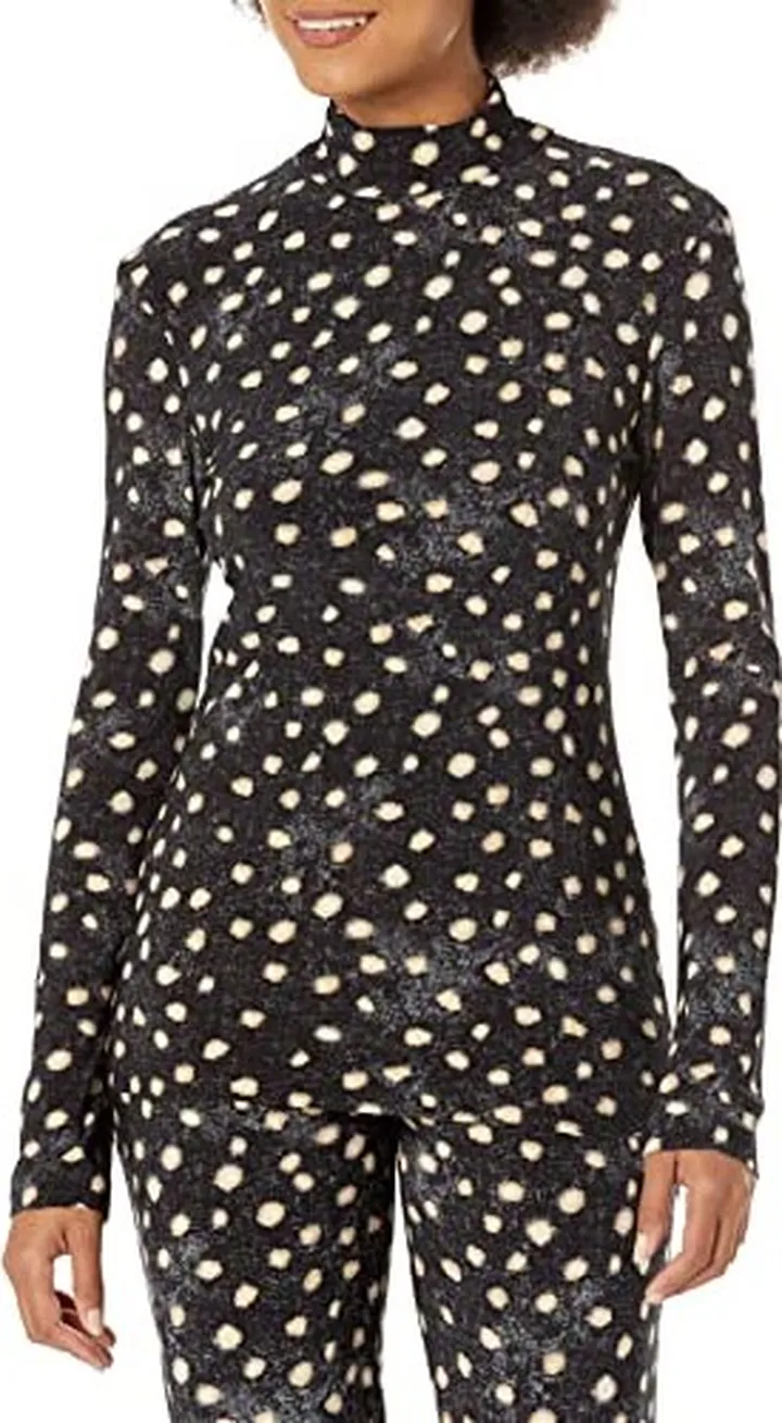 Norma Kamali womens SLIM FIT LONG SLEEVE TURTLE TOP
