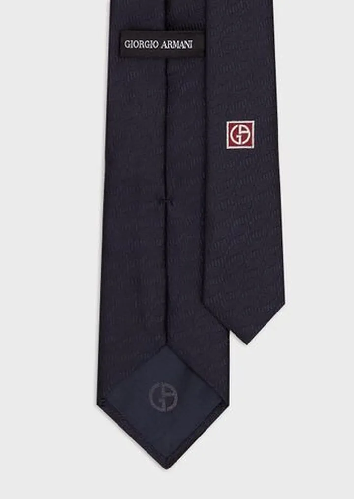 Pure silk jacquard tie