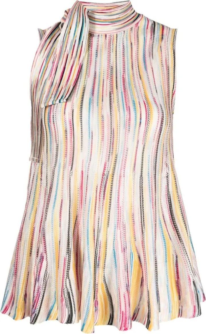 Tie-Fastening Knitted Top