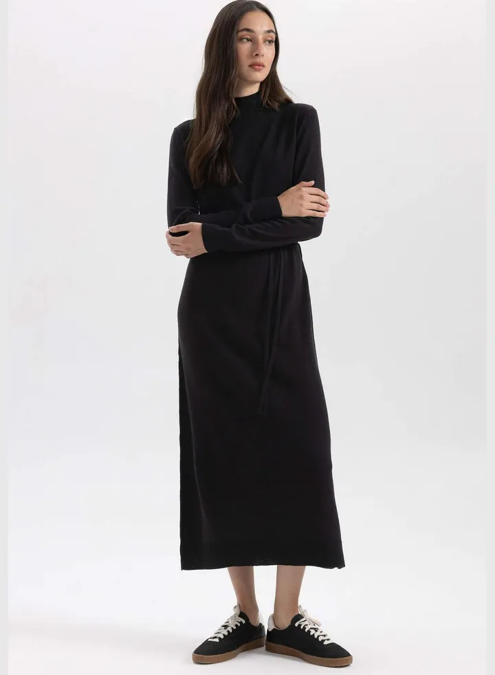 Woman Long Sleeve Trico Dress