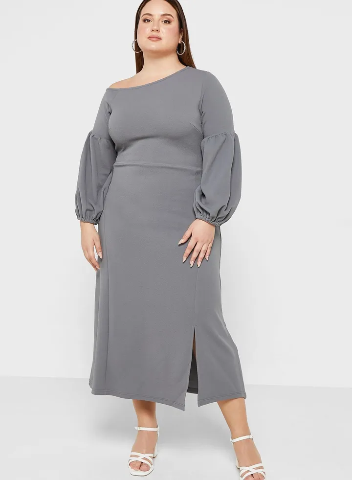 Round Neck Slit Dress
